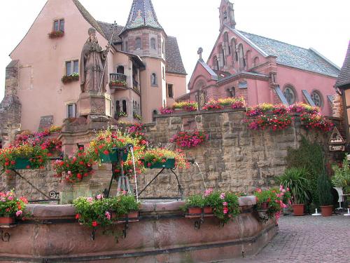 16.-1024px-Castelo-Condes-Eguisheim